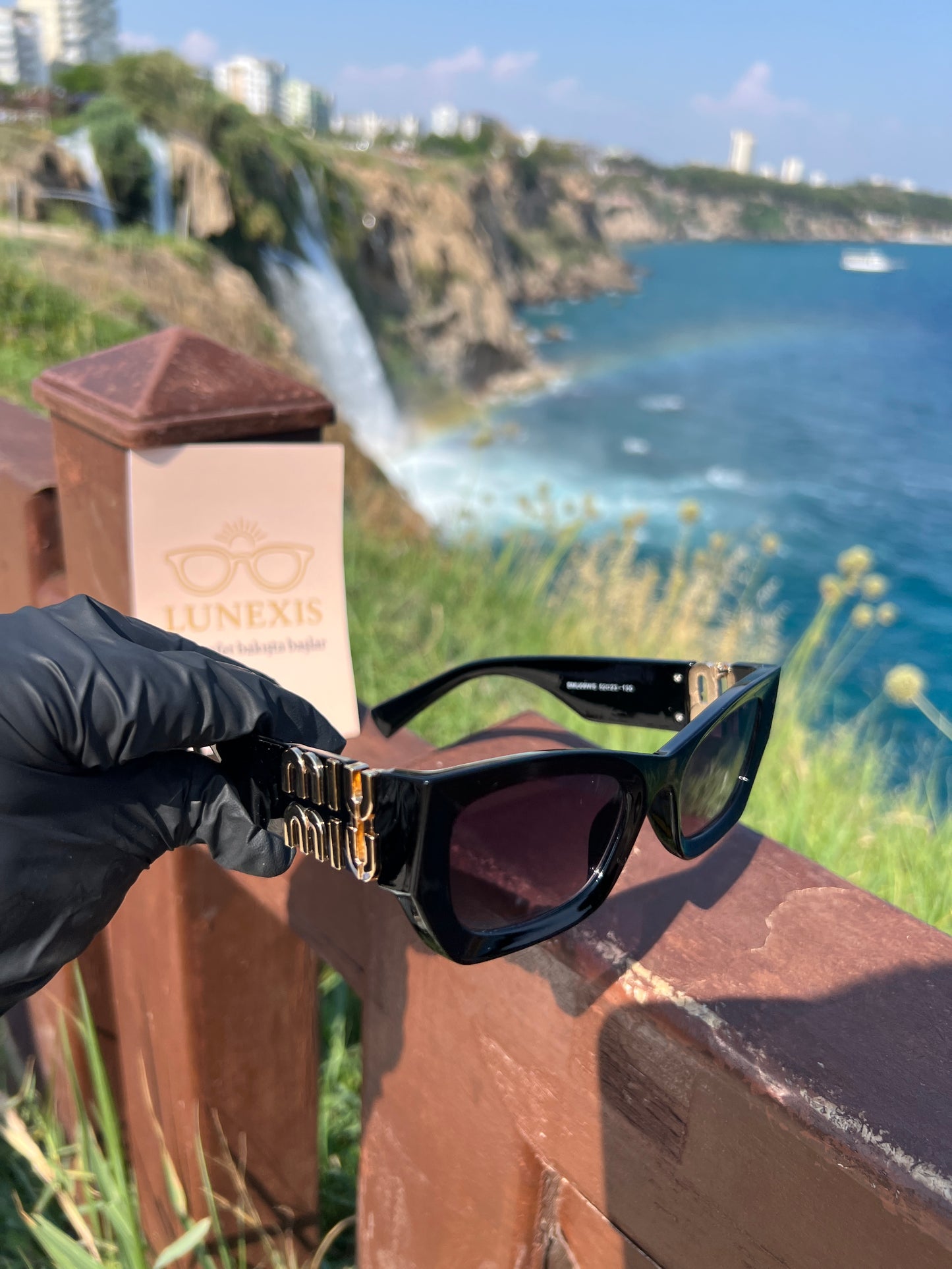 MİUMİU Güneş Gözlüğü (MM09WS siyah-gold)