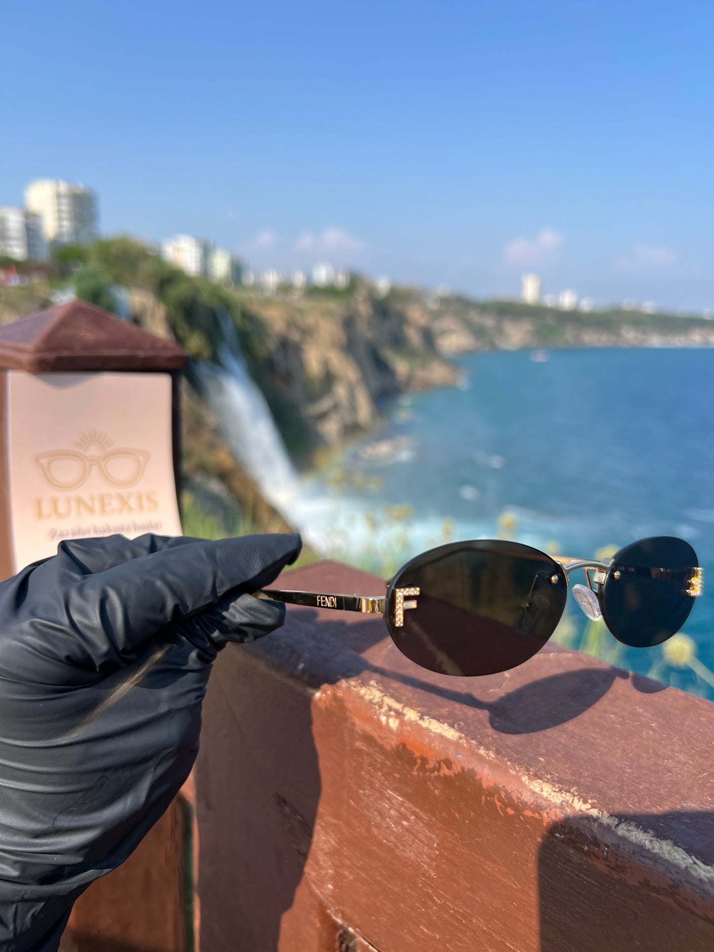 FENDİ Güneş Gözlüğü (FF4075US gold)