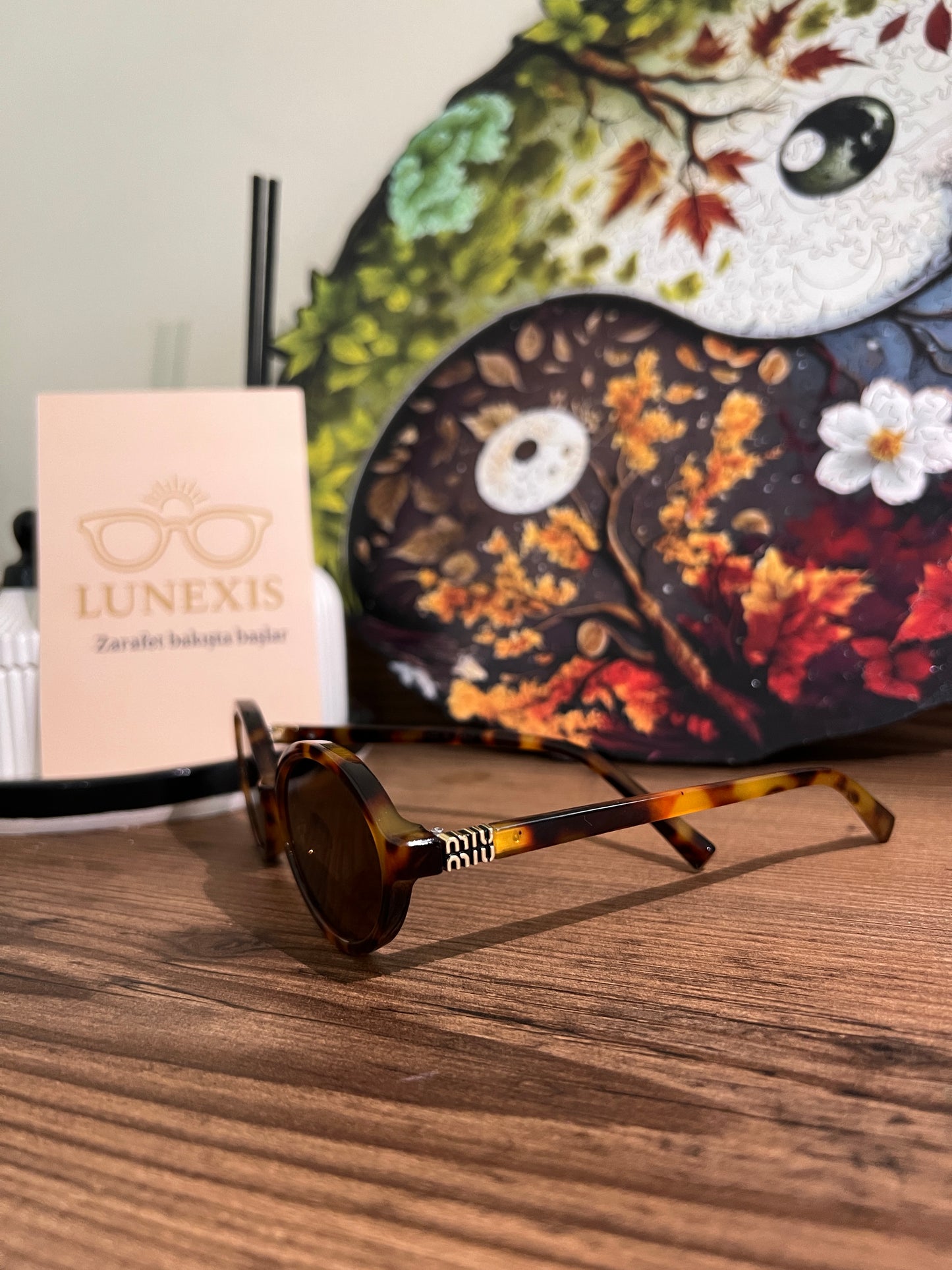 MİUMİU Güneş Gözlüğü (MM 8948 leopar)