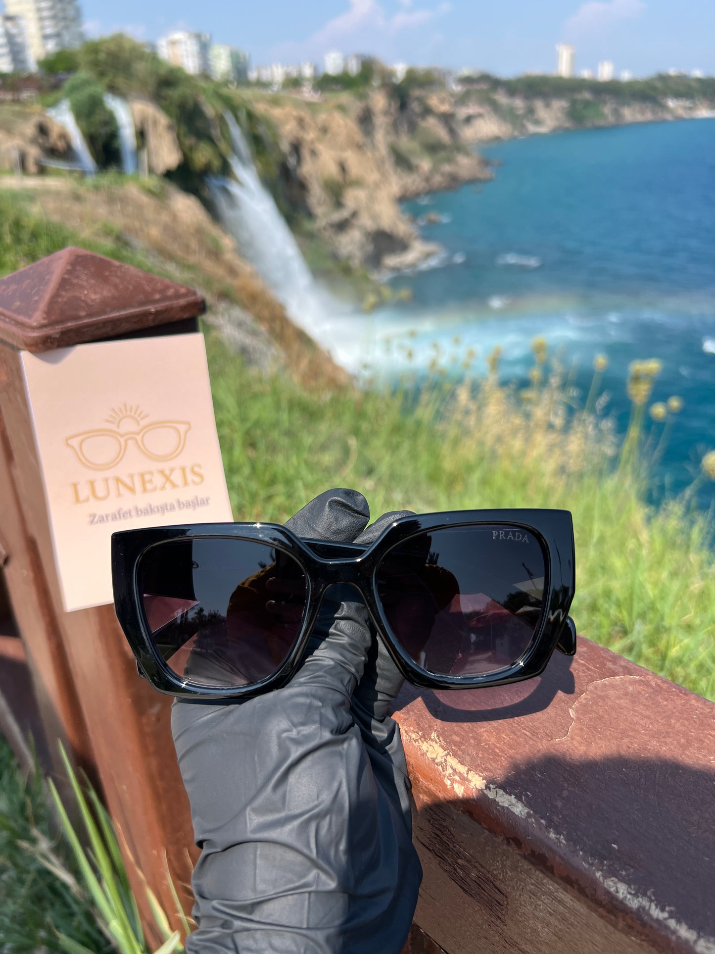 PRADA Güneş Gözlüğü (PR15W siyah)