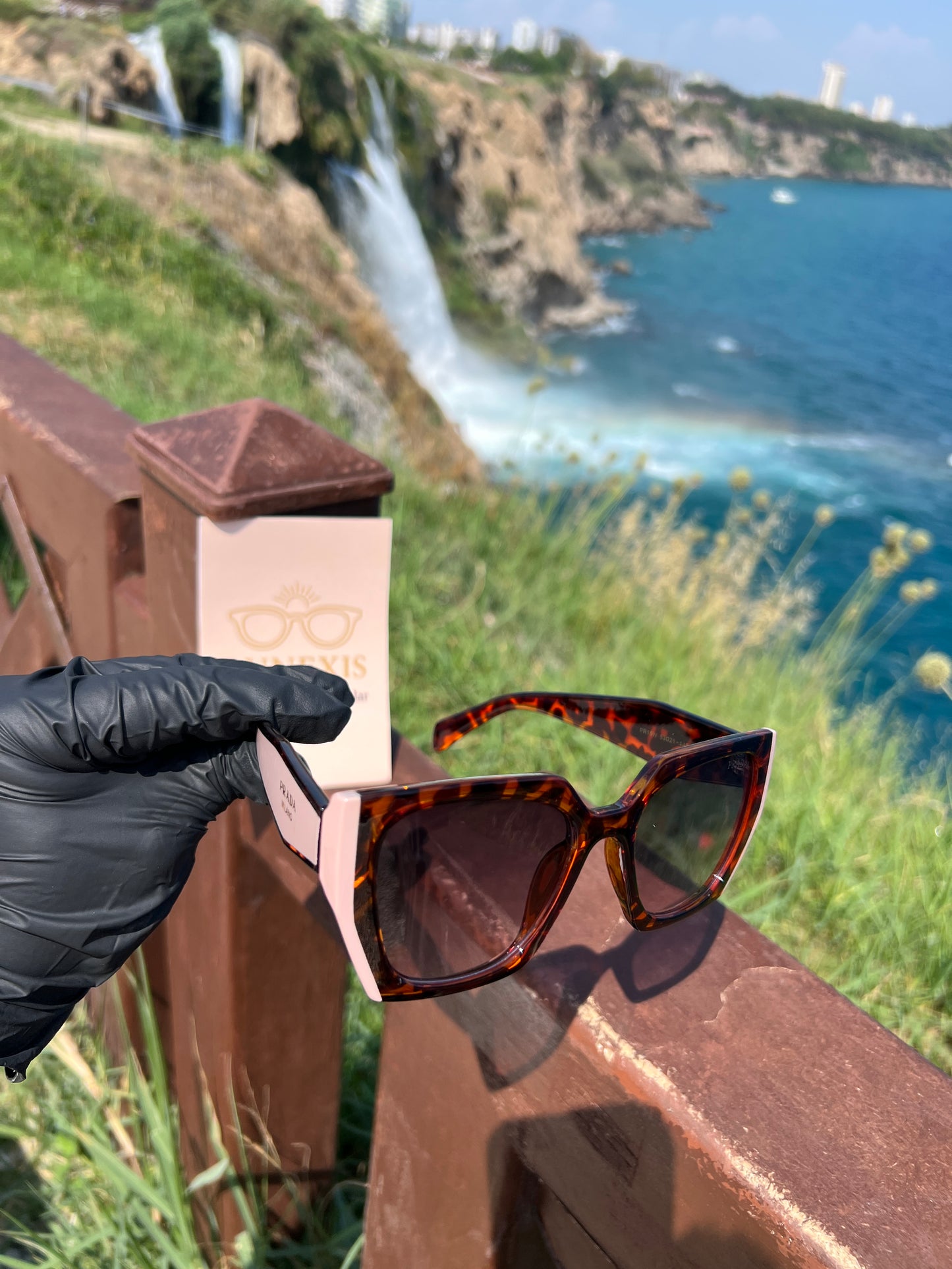 Prada Güneş Gözlüğü (PR15W leopar-pudra)