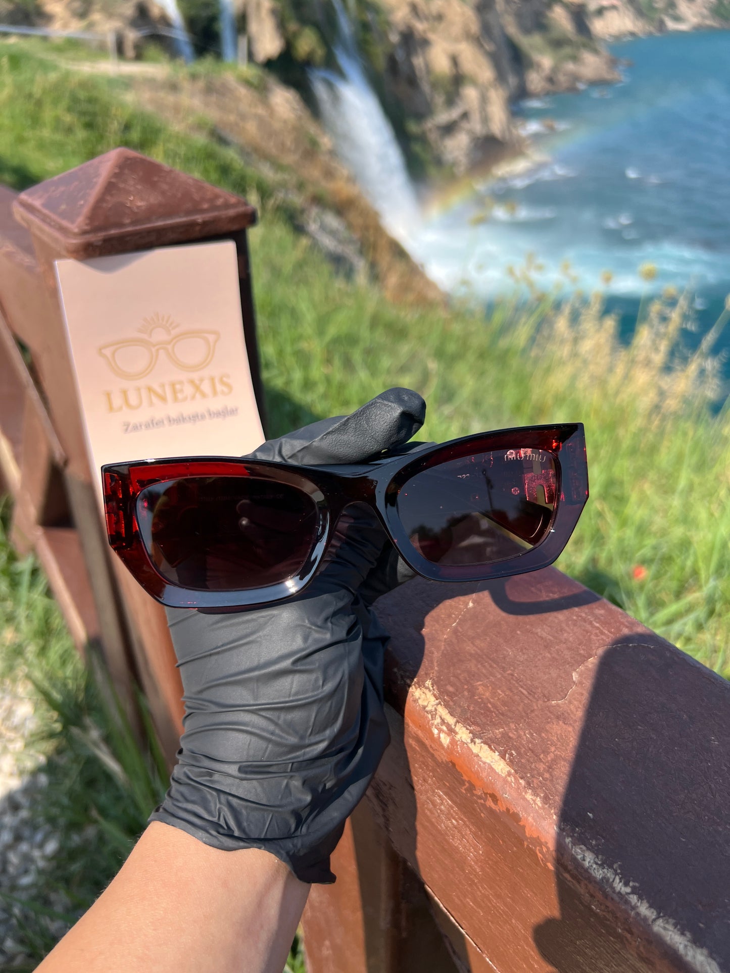 MİUMİU Güneş Gözlüğü (MM09WS kahverengi)