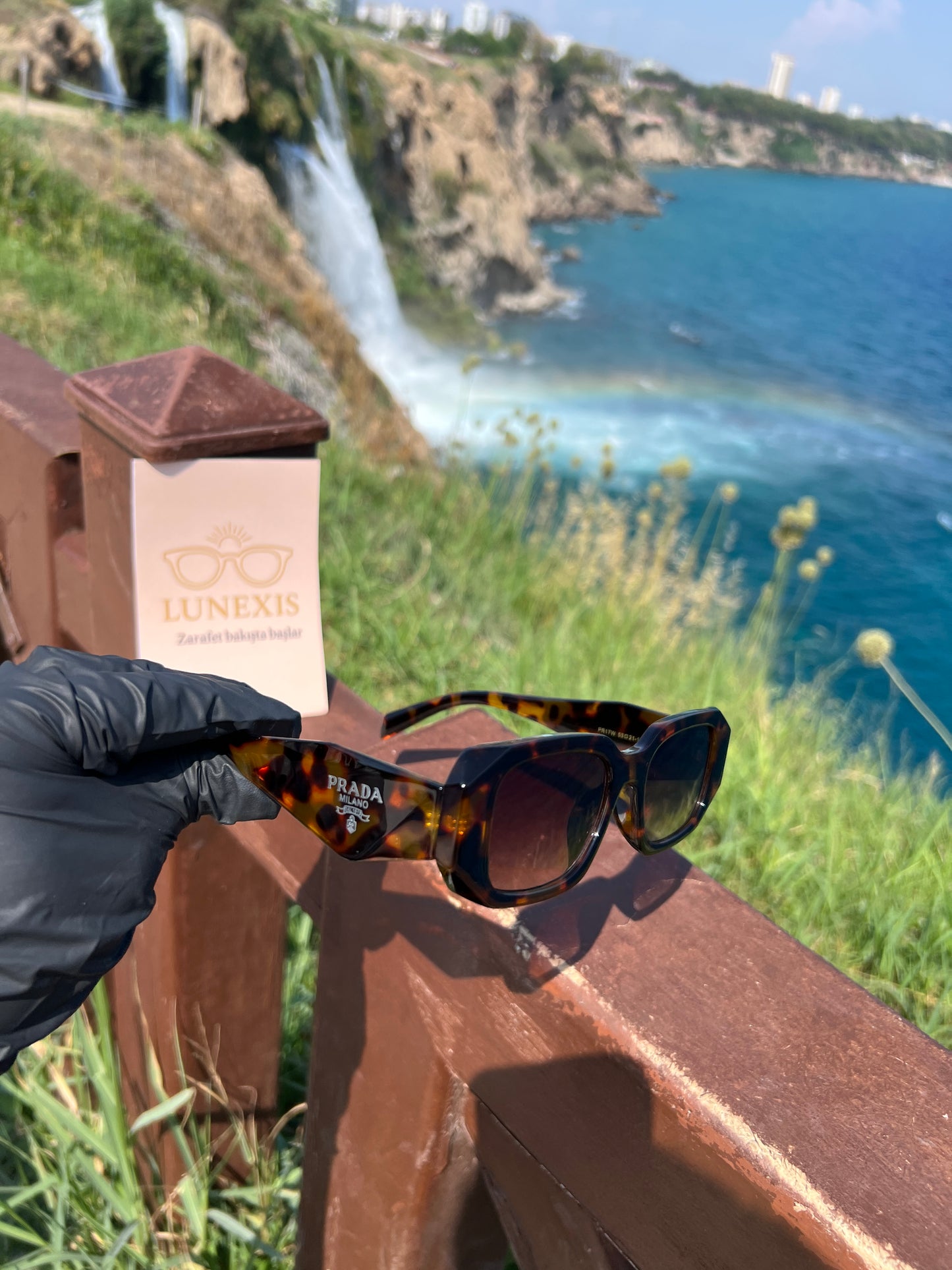 PRADA Güneş Gözlüğü            (PR17W leopar)